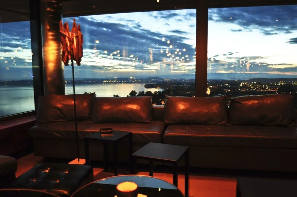 ©Henry's | Skylounge Bar