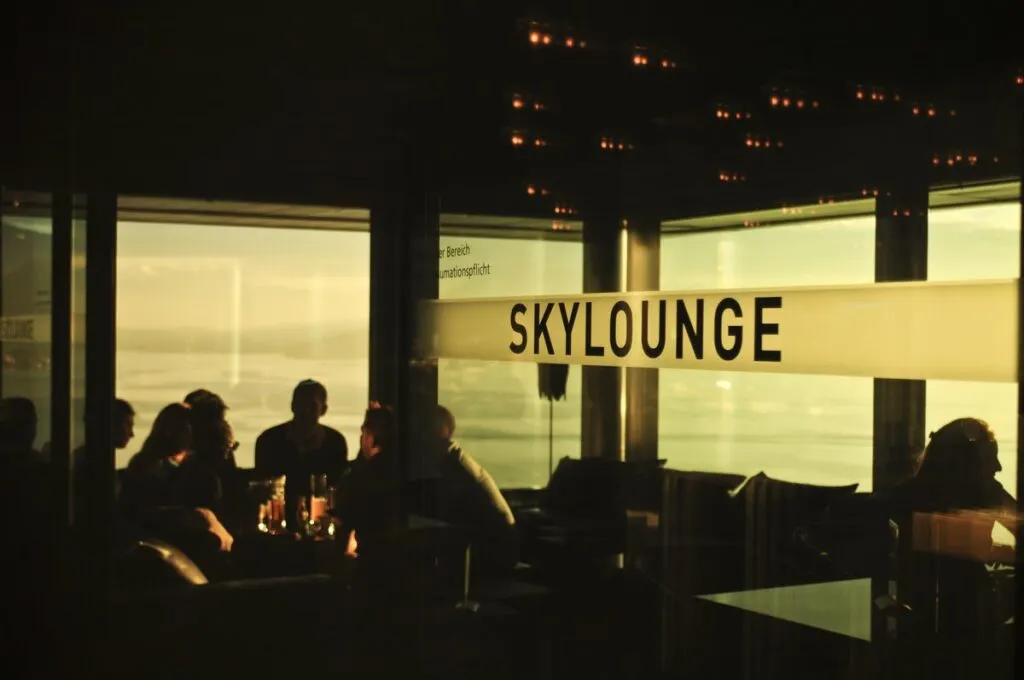 ©Henry's | Skylounge Bar